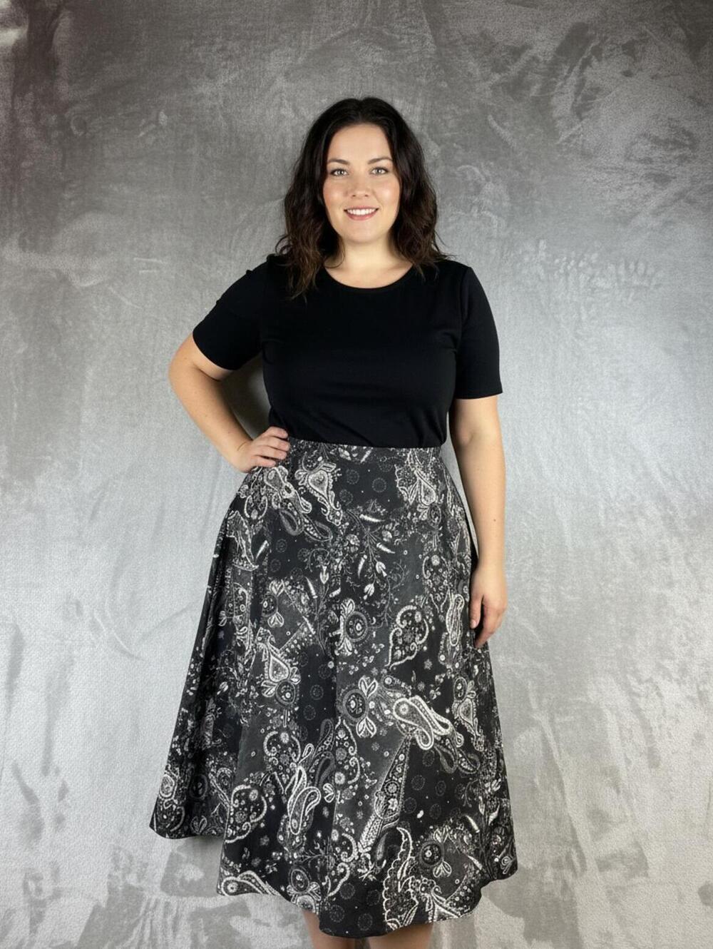Christopher & Banks Black and White Paisley Print Midi Skirt SZ 16